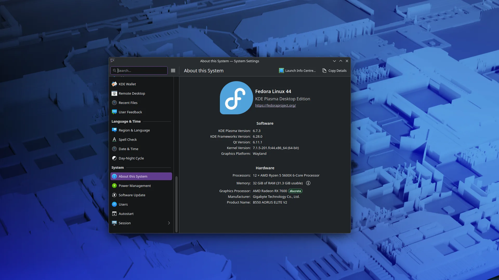 Finally done with the distro-hop: My return to Fedora